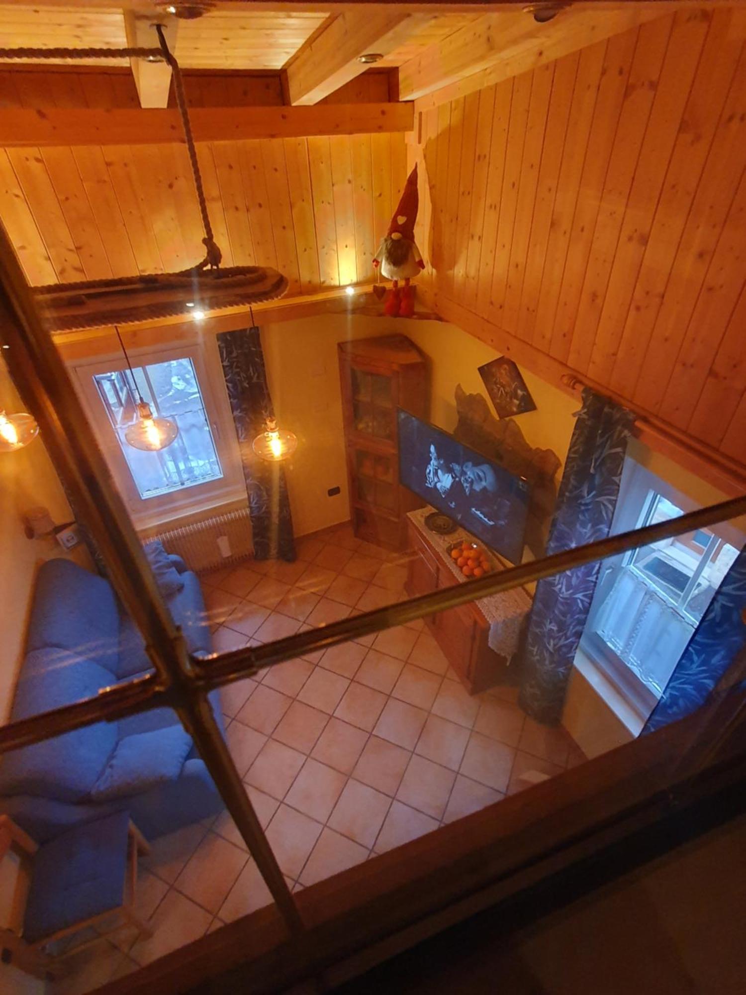 Casa Claudio-Appartamenti In Centro Campitello di Fassa Exterior photo